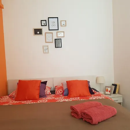 Finta Center Apartment Split